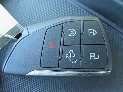Used 2024 Chevrolet Silverado 1500 LT AWD/4WD image 28