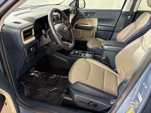 Used 2025 Ford Maverick Lariat w/ 4K Tow Package AWD/4WD image 29
