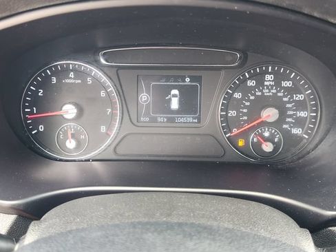 Used 2018 Kia Sorento L FWD image 15