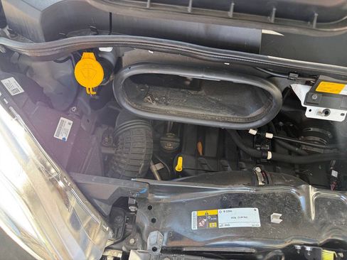 Used 2023 RAM ProMaster 3500 FWD image 10