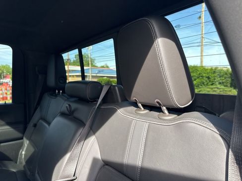 Used 2022 Chevrolet Silverado 2500 High Country w/ Z71 Off-Road Package AWD/4WD image 19