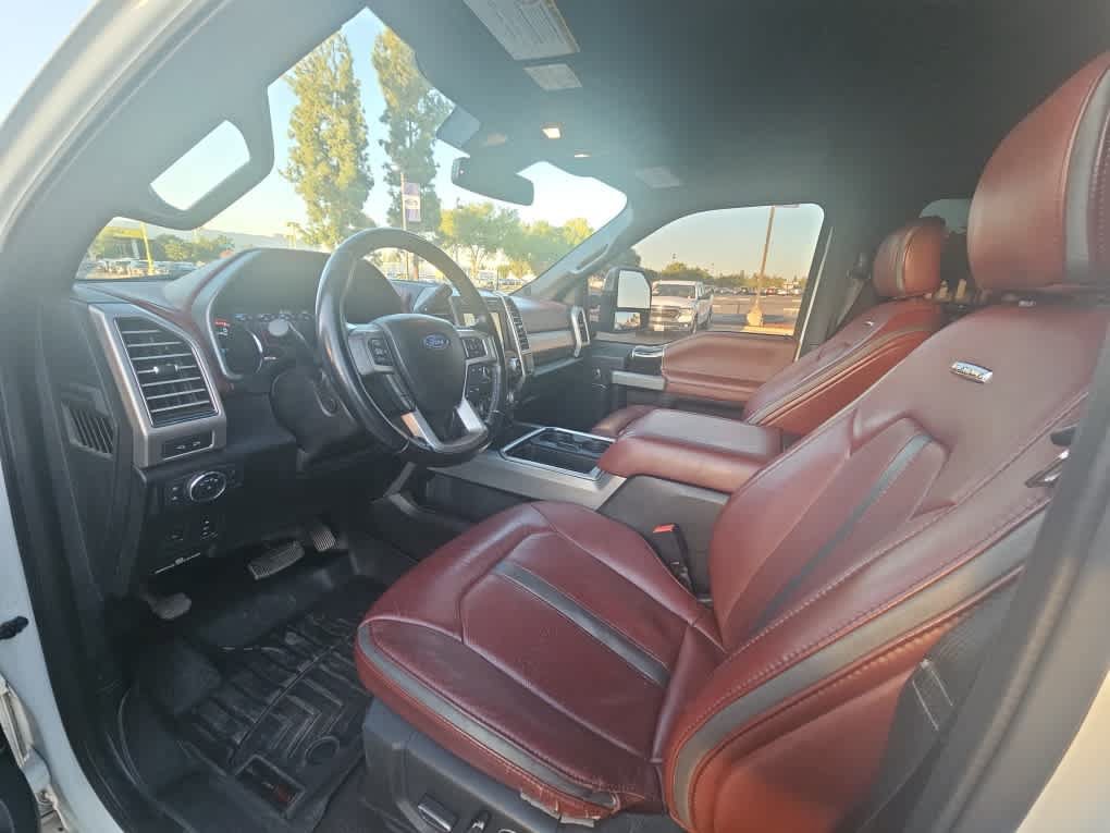 Used 2020 Ford F450 Platinum w/ FX4 Off-Road Package AWD/4WD image 14