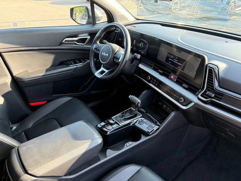 Used 2023 Kia Sportage EX FWD image 8