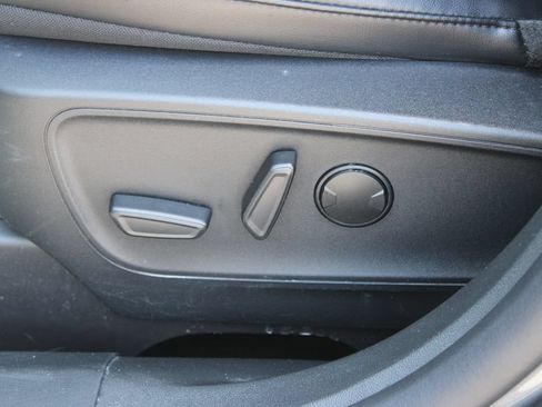 Used 2025 Ford Escape ST-Line FWD image 14