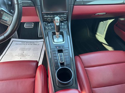 Used 2015 Porsche 911 Turbo S AWD/4WD image 78