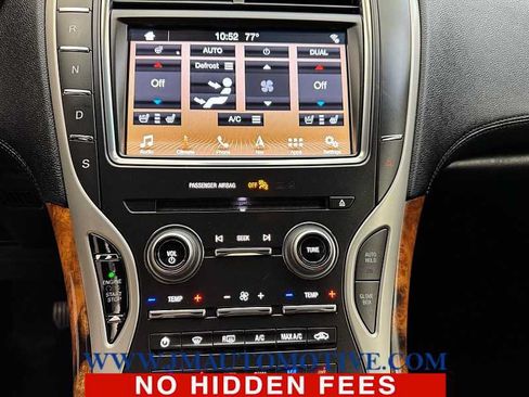 Used 2017 Lincoln MKX Reserve w/ Lincoln MKX Climate Package AWD/4WD image 24