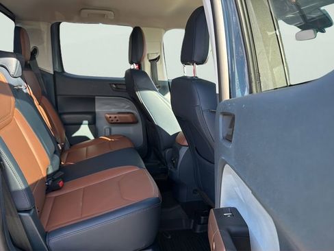 Used 2023 Ford Maverick Lariat w/ Equipment Group 500A Standard image 12