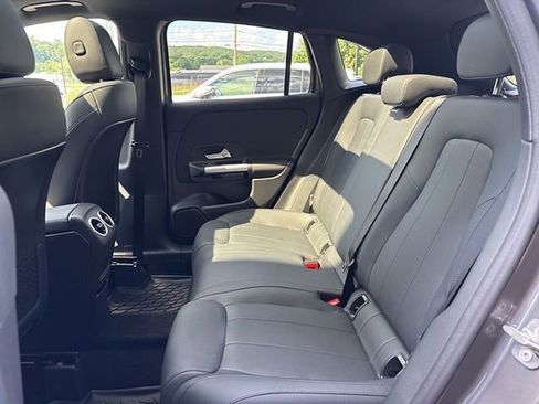 Used 2025 Mercedes-Benz GLA 250 4MATIC image 16