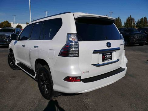 Used 2023 Lexus GX 460 Premium image 21