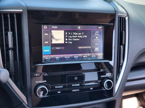 Used 2019 Subaru Crosstrek 2.0i Premium AWD/4WD image 8