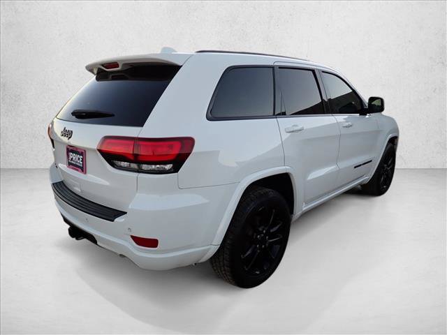 Used 2019 Jeep Grand Cherokee Altitude AWD/4WD image 3