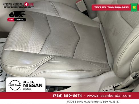 Used 2018 Cadillac Escalade Luxury image 16