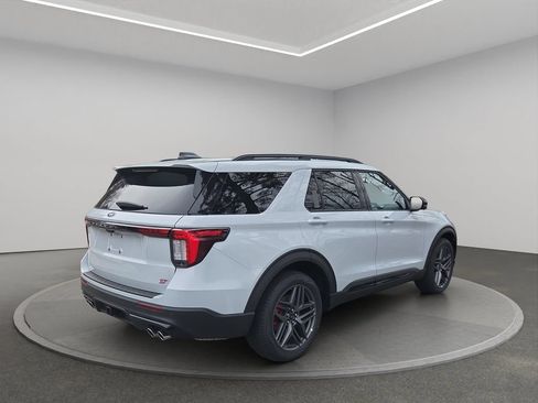 New 2026 Ford Explorer ST AWD/4WD image 6
