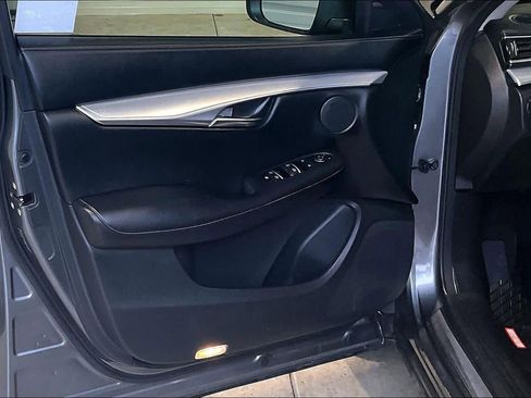 Used 2020 INFINITI QX50 Luxe w/ Navigation Package image 24