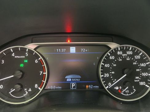 Used 2019 Nissan Altima 2.0 Platinum FWD image 18