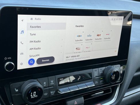 Used 2025 Toyota Grand Highlander XLE SUV image 13