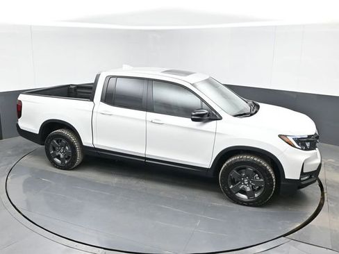 New 2026 Honda Ridgeline TrailSport image 1