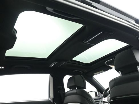 Used 2021 BMW 750i xDrive 750i xDrive w/ Executive Package image 21