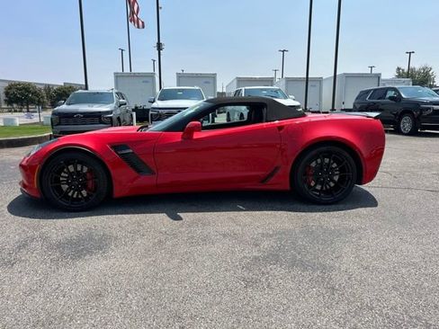 Used 2015 Chevrolet Corvette Z06 w/ 3LZ Preferred Equipment Group RWD image 6