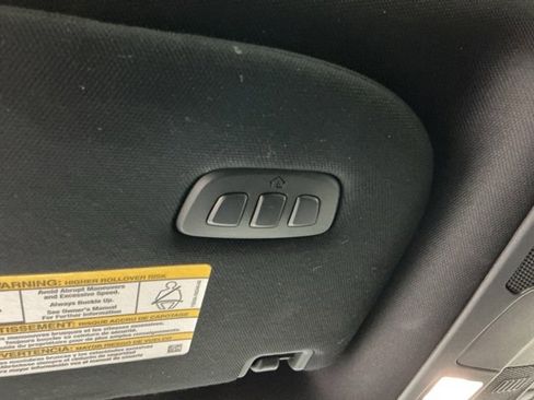 Used 2020 Ford F150 Lariat image 24