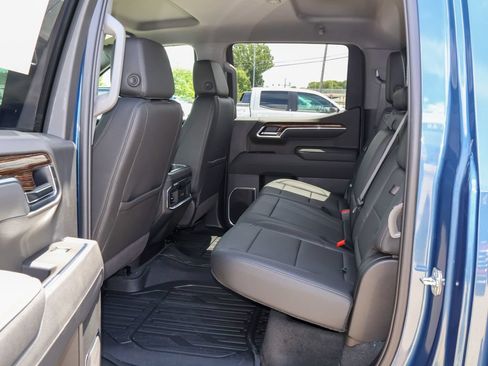 New 2026 GMC Sierra 1500 Elevation w/ Elevation Premium Package AWD/4WD image 10