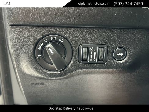 Used 2022 Dodge Charger SRT Hellcat image 32