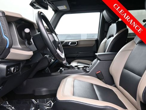 Used 2024 Ford Bronco Wildtrak image 13