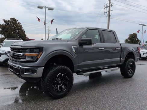 Used 2025 Ford F150 XLT w/ Equipment Group 301A Standard AWD/4WD image 8