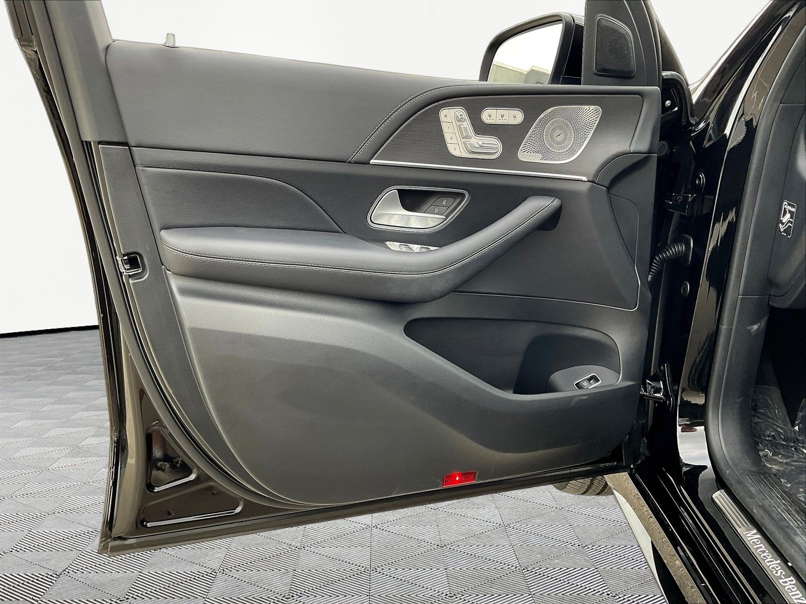 Certified 2024 Mercedes-Benz GLE 450 4MATIC image 20