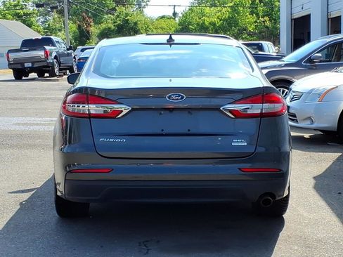 Used 2019 Ford Fusion SEL FWD image 4