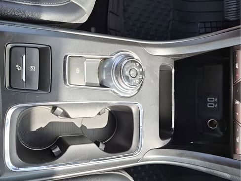 Used 2019 Ford Fusion Titanium image 40