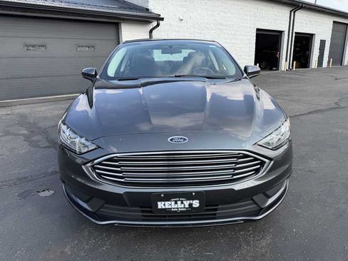 Used 2017 Ford Fusion SE FWD image 7