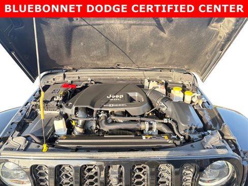 Used 2023 Jeep Gladiator Overland AWD/4WD image 24