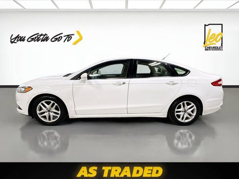 Used 2016 Ford Fusion SE FWD image 9