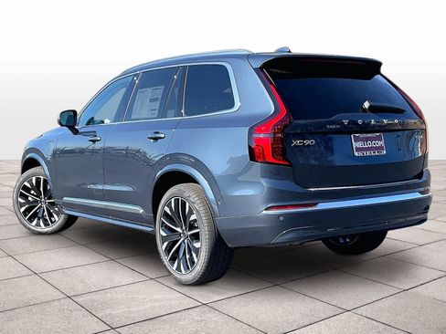New 2026 Volvo XC90 T8 Plus w/ Protection Package Premier image 3