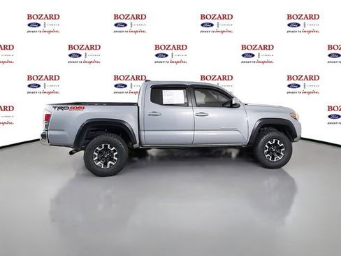 Used 2021 Toyota Tacoma TRD Off-Road AWD/4WD image 9