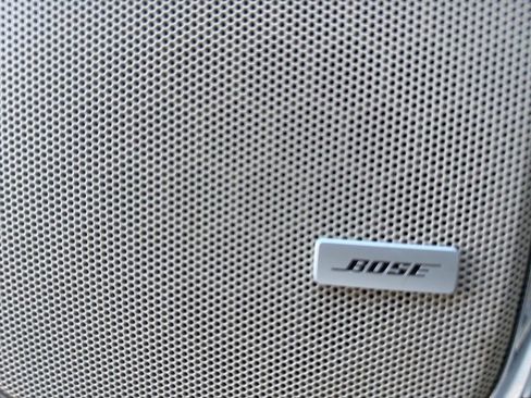 Used 2016 GMC Yukon XL Denali image 18