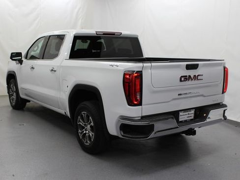 Used 2024 GMC Sierra 1500 SLT AWD/4WD image 12