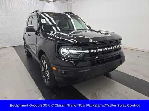 Used 2022 Ford Bronco Sport Outer Banks w/ Tech Package AWD/4WD image 4