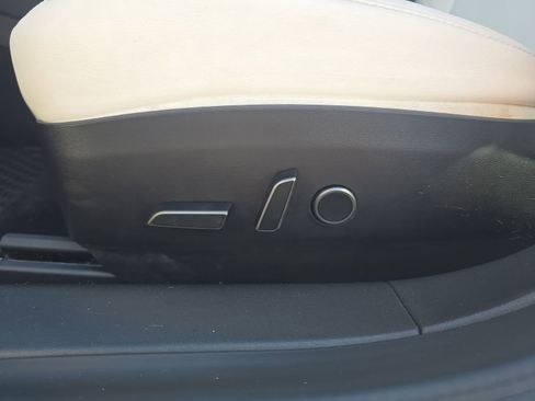 Used 2021 Tesla Model 3 Standard Range Plus image 16