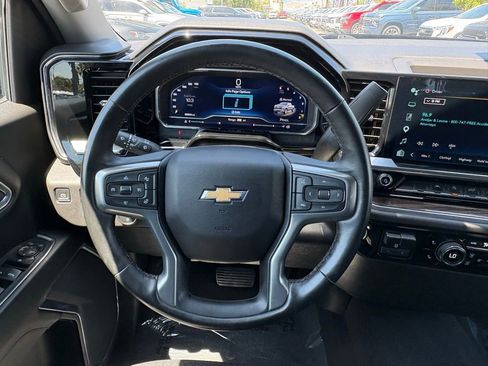 Used 2025 Chevrolet Silverado 1500 LT RWD image 18