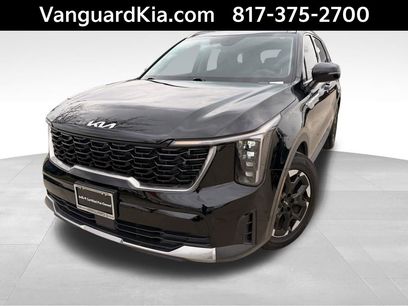 Certified 2025 Kia Sorento S w/ Panoramic Sunroof Package
