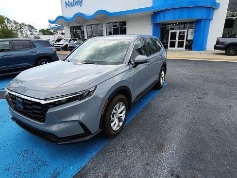 Used 2023 Honda CR-V LX image 1