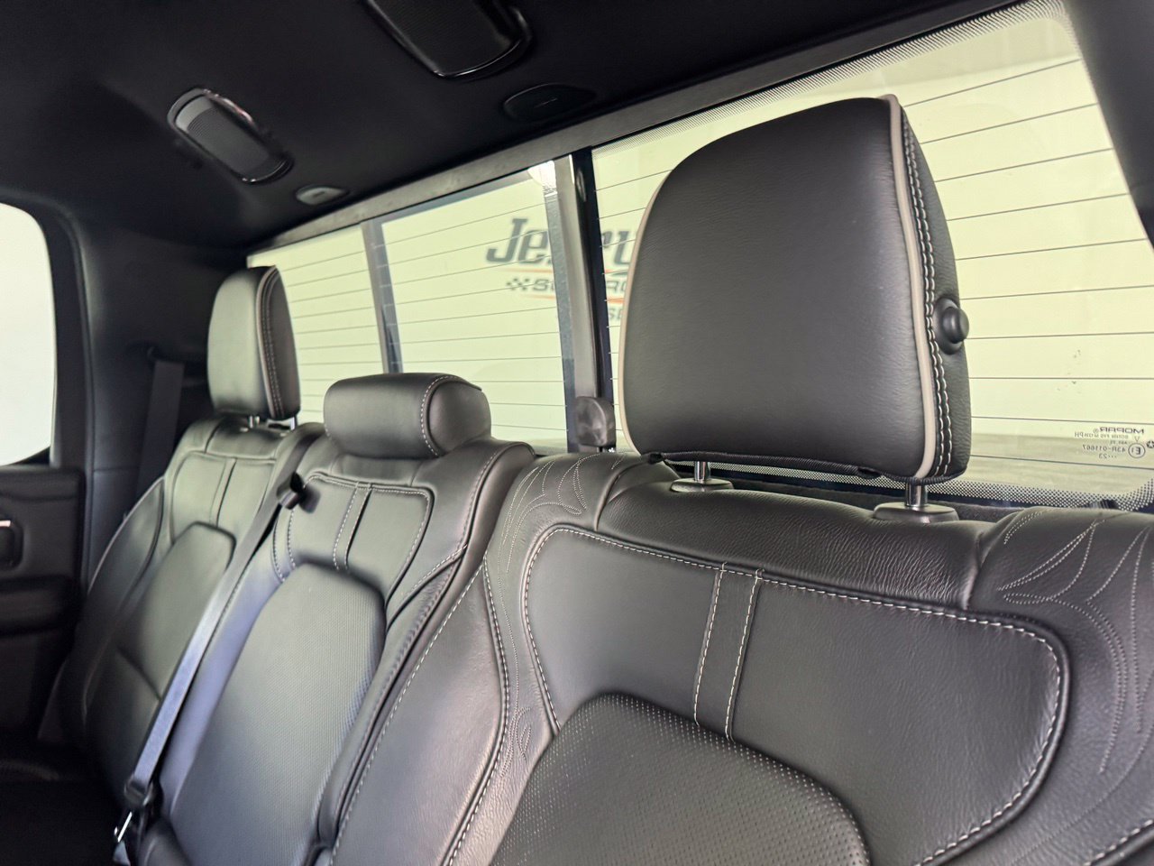 Used 2024 RAM 1500 Limited AWD/4WD image 11