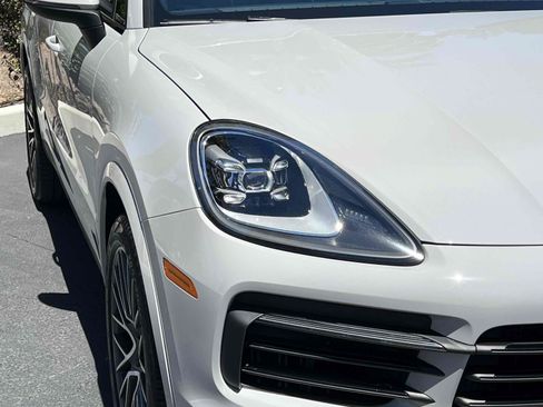 Used 2020 Porsche Cayenne E-Hybrid AWD/4WD image 66