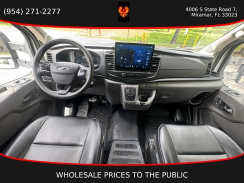 Used 2022 Ford E-Transit 148 High Roof Extended RWD image 9