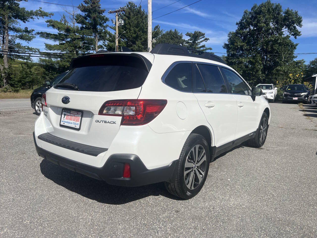 Used 2019 Subaru Outback 2.5i Limited AWD/4WD image 6