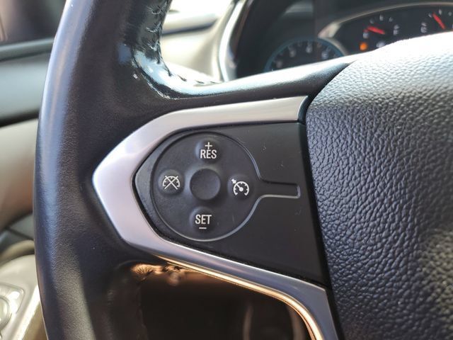 Used 2021 Chevrolet Traverse LT FWD image 23