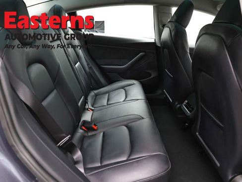 Used 2023 Tesla Model 3 Standard Range RWD image 17