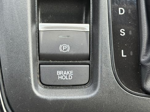 Used 2025 Honda CR-V LX image 8